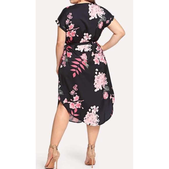 PLUS SIZE SELF TIE WAIST CURVED HEM DRESS - Picture 2 of 5